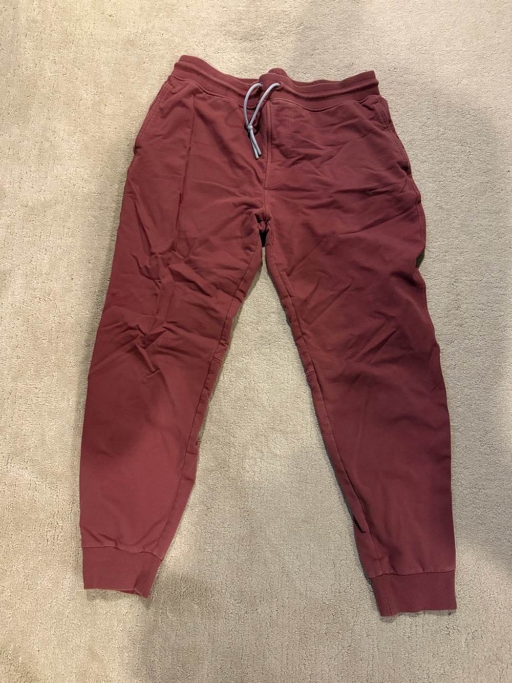 Men's Maroon Tapered Jogger Sweatpants with Drawstring Waist
